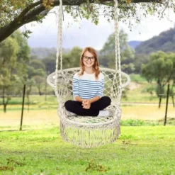 GOPLUS Chaise Suspendue Boheme Tissee Avec Frange,Chaise Hamac Avec Dossier Large Et Accoudoirs Integres, Chaise Pivotante Avec Installation Rapide Avec Anneaux,Jusqu’a 160KG，beige