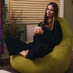 Loft 25 Pouf à Haut Dossier En Velours Côtelé Pour Adulte, Pouf Gaming Pour L'intérieur, Salon, Lime 8 Loft 25 Pouf à Haut Dossier En Velours Côtelé Pour Adulte, Pouf Gaming Pour L'intérieur, Salon, Lime -Promos Jardin Lumi Magasin 60309699 4