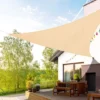 Duerer Voile D'ombrage Triangulaire Pour Patio 5x5x5m 16.5ft, 95% Une Protection Des Rayons UV, Para Jardin Patio, Balcon, Terrasse, Extérieures Activités -Couleur Sable